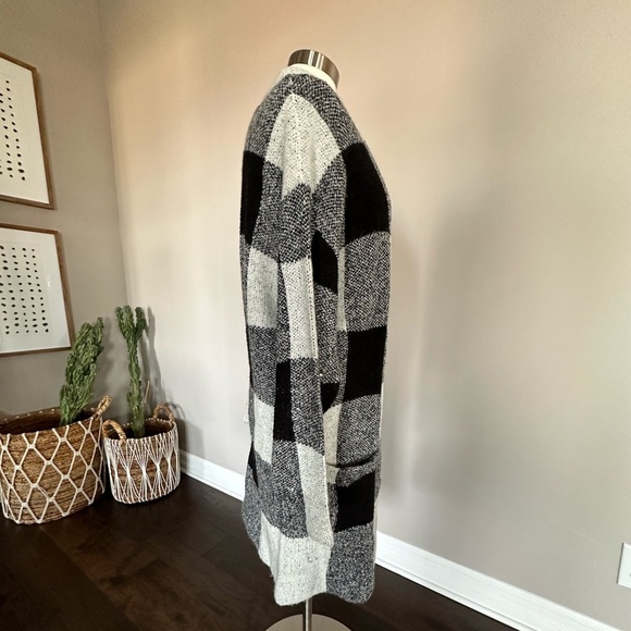 NWOTs BLANKNYC Buffalo Check Cardigan - Picture 3 of 10